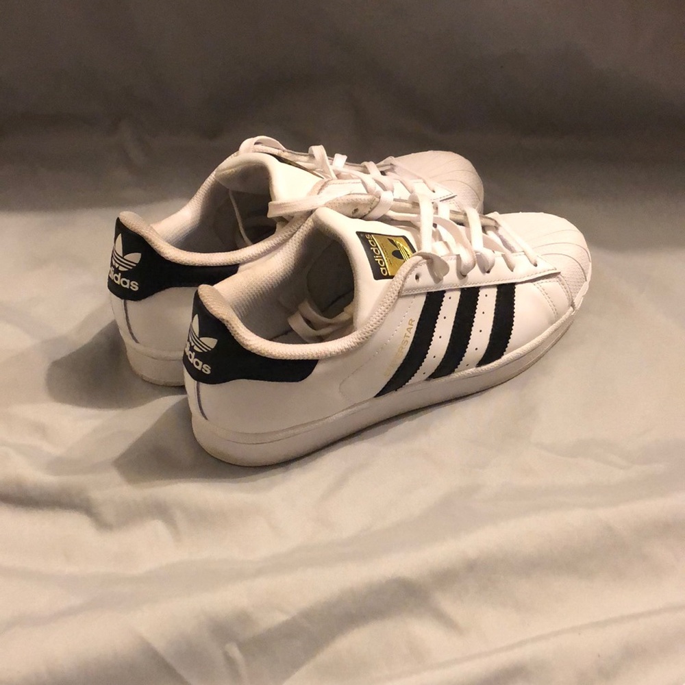 Adidas Superstars - Picture 4 of 4